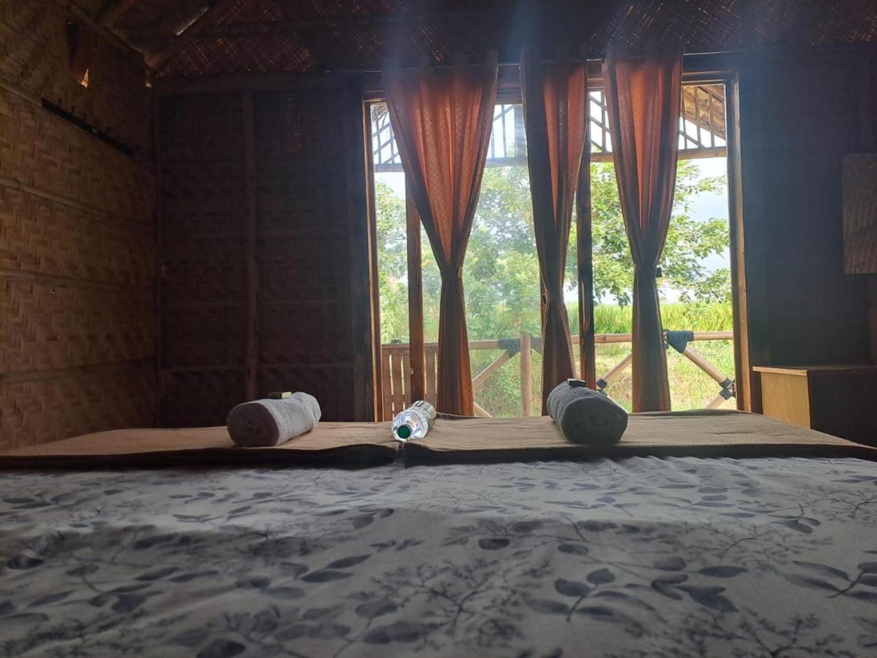 Hampi Rasta Cafe Hotel Ngoại thất bức ảnh
