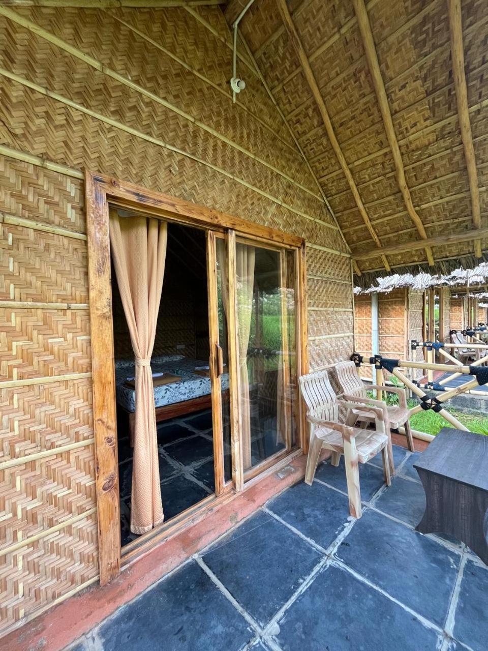 Hampi Rasta Cafe Hotel Ngoại thất bức ảnh